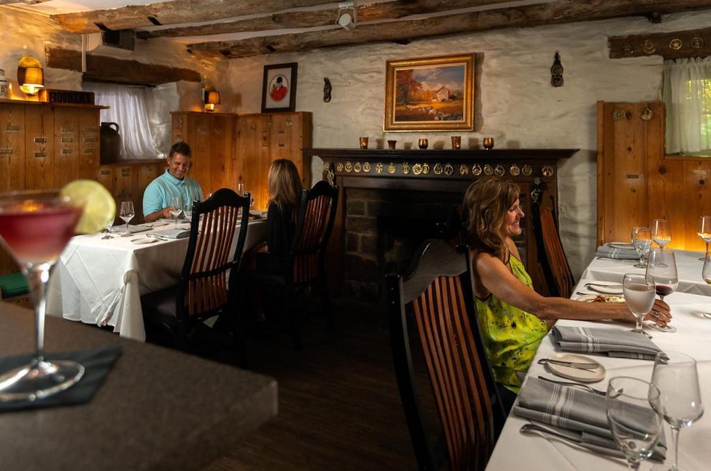 Ashby Inn & Restaurant Paris 外观 照片
